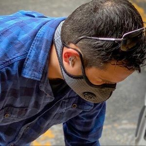 Grey double vented face mask